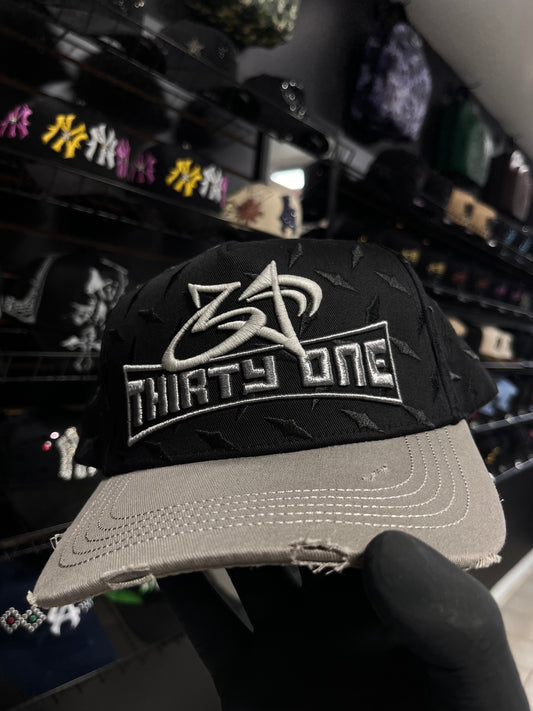 31 Hats Black/Gray