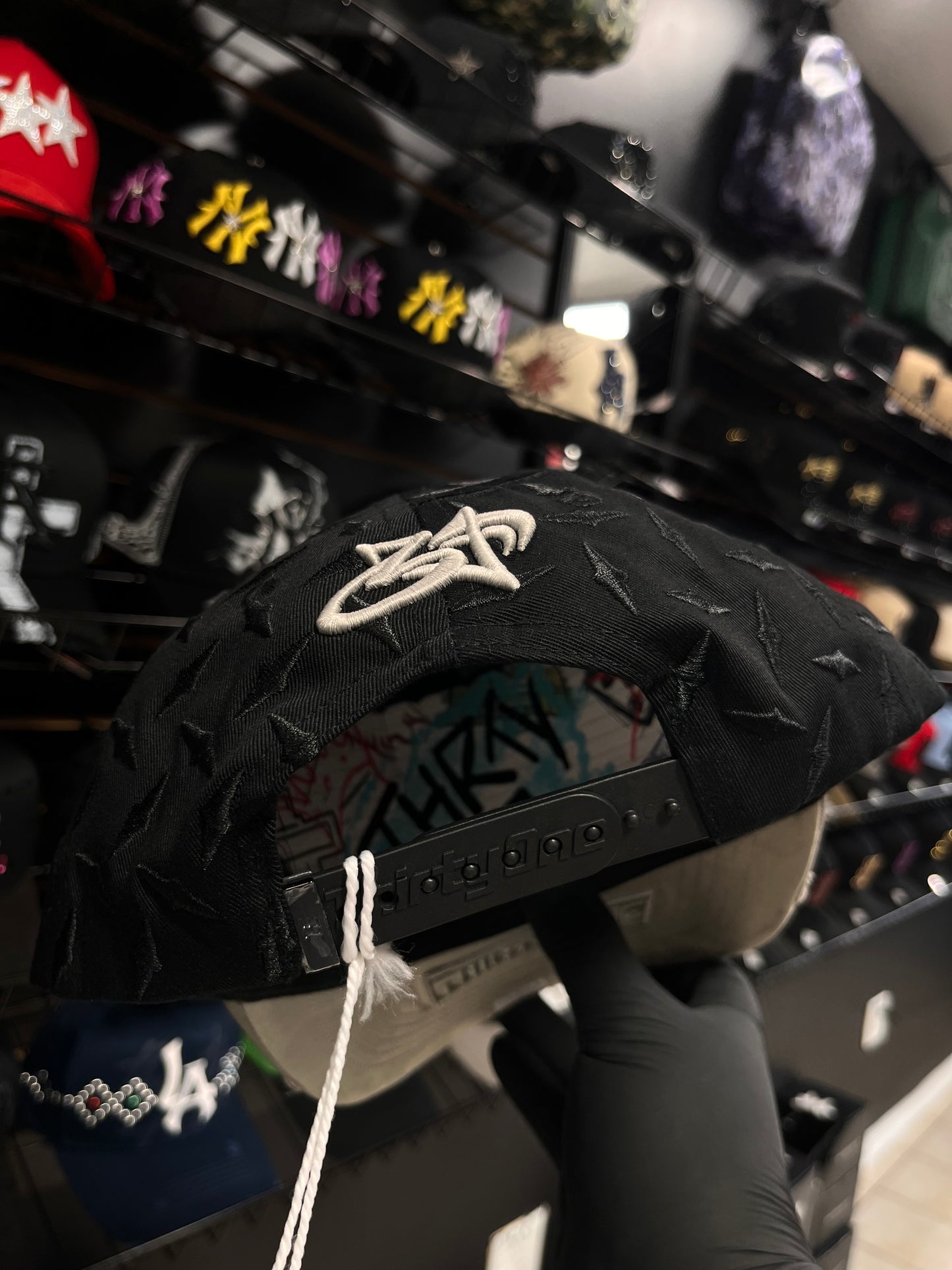 31 Hats Black/Gray