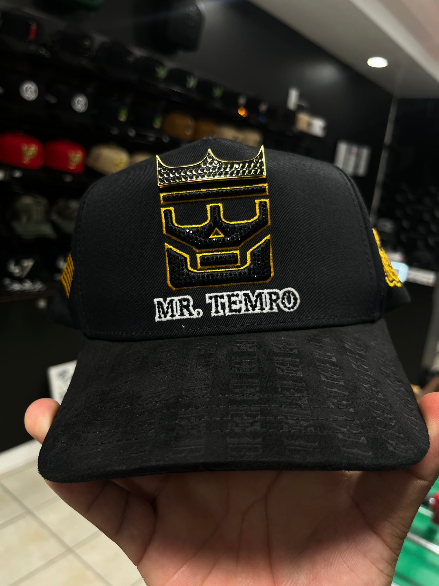 MR TEMPO X CHUKYS CAPS