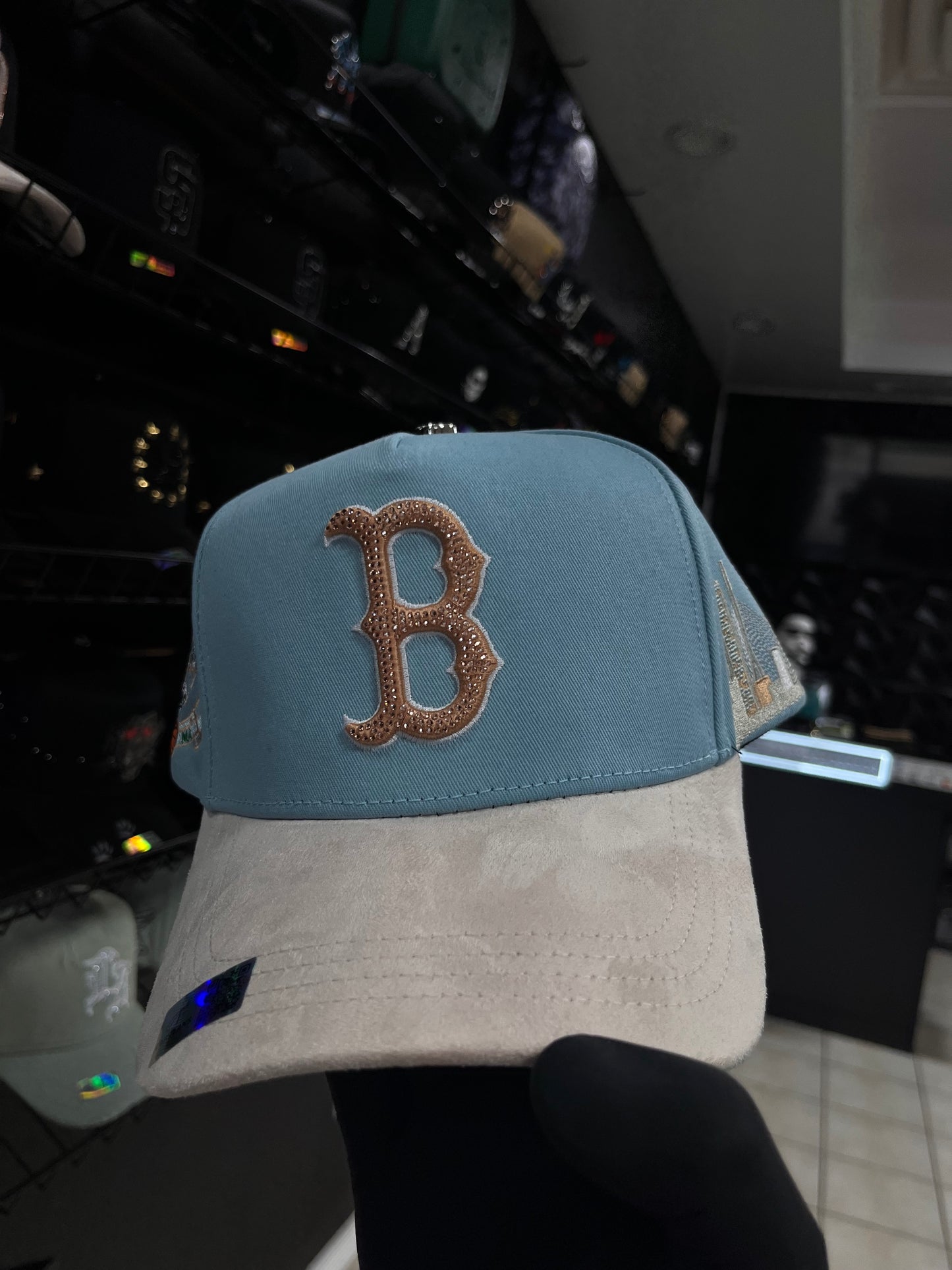 BOSTON BLUE