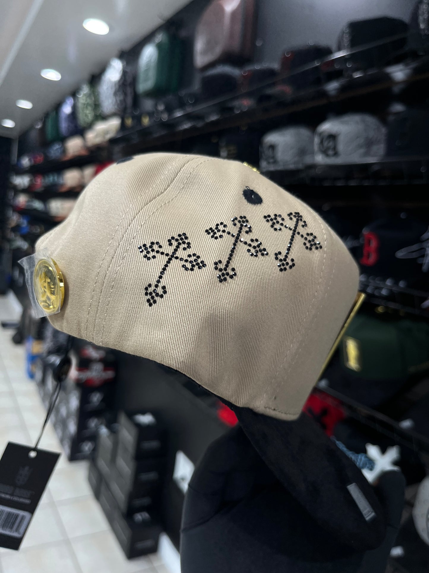 SAN JUDAS BEIGE