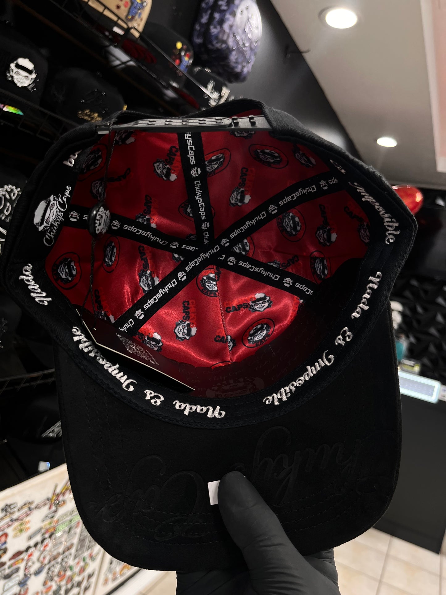 CHUKYS CAP BLACK